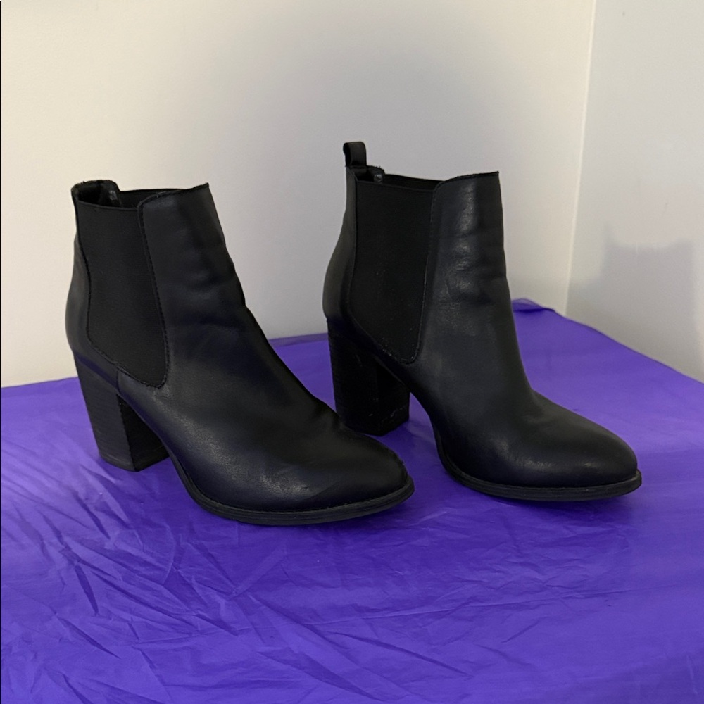Steve Madden Black Ankle Booties
